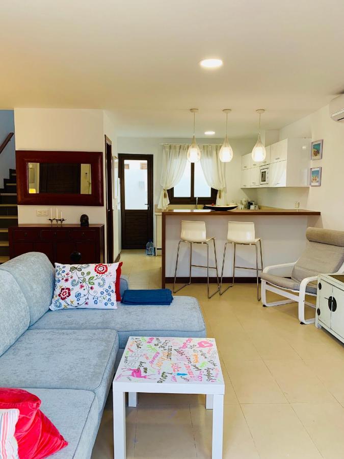 La Casa Roja Daire Puerto Calero Dış mekan fotoğraf