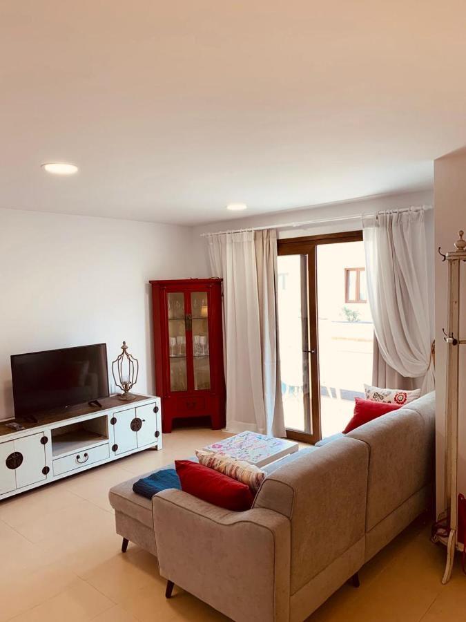 La Casa Roja Daire Puerto Calero Dış mekan fotoğraf